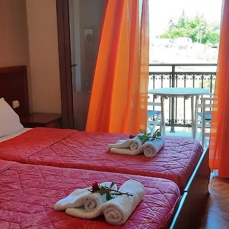 Nikos Apartmanhotel